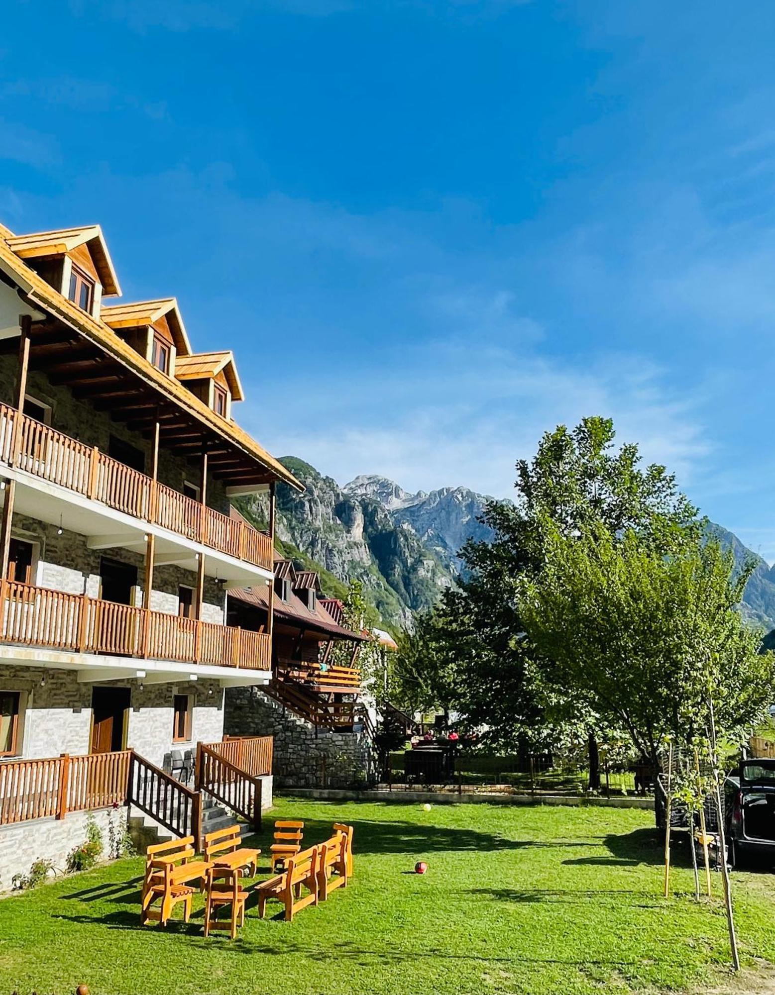 Thethi View Hotel Gjelaj Eksteriør billede